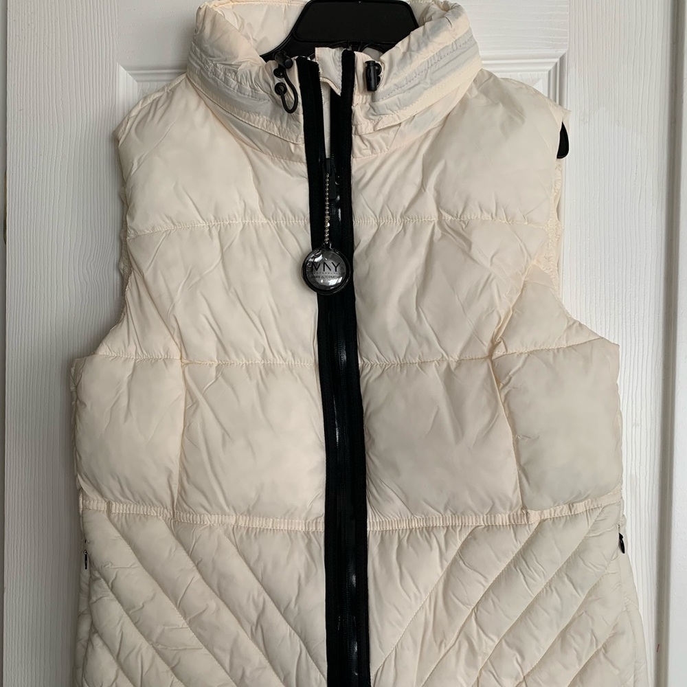 NWT - Marc New York Performance lightweight puffer vest